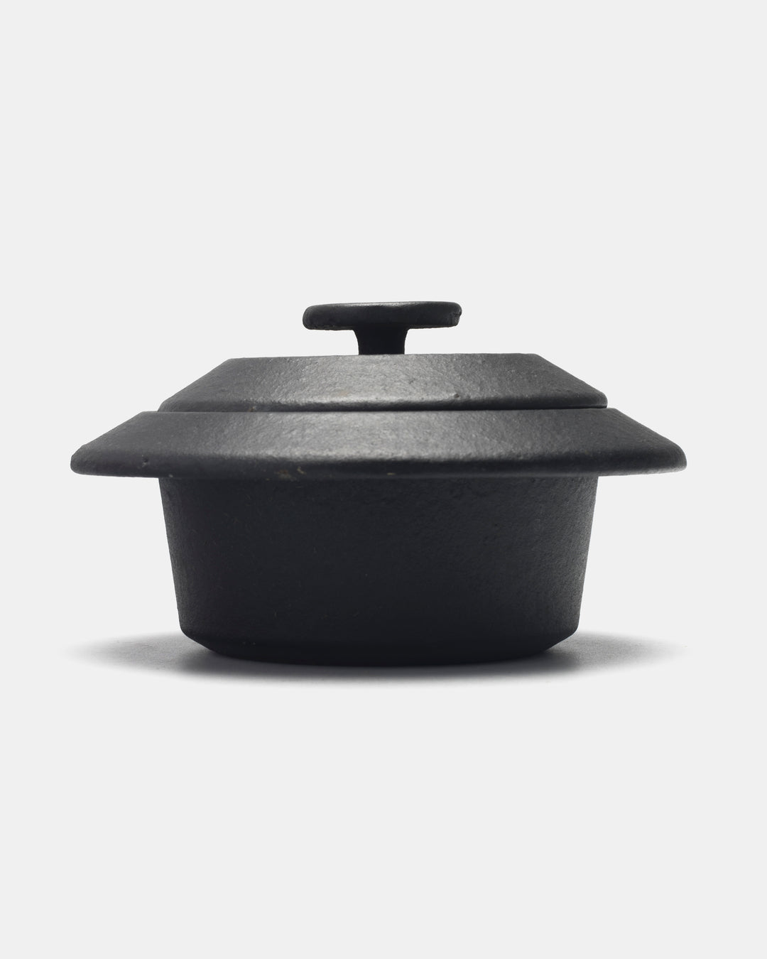 "FLYING SAUCER" CAST IRON POT (RED)