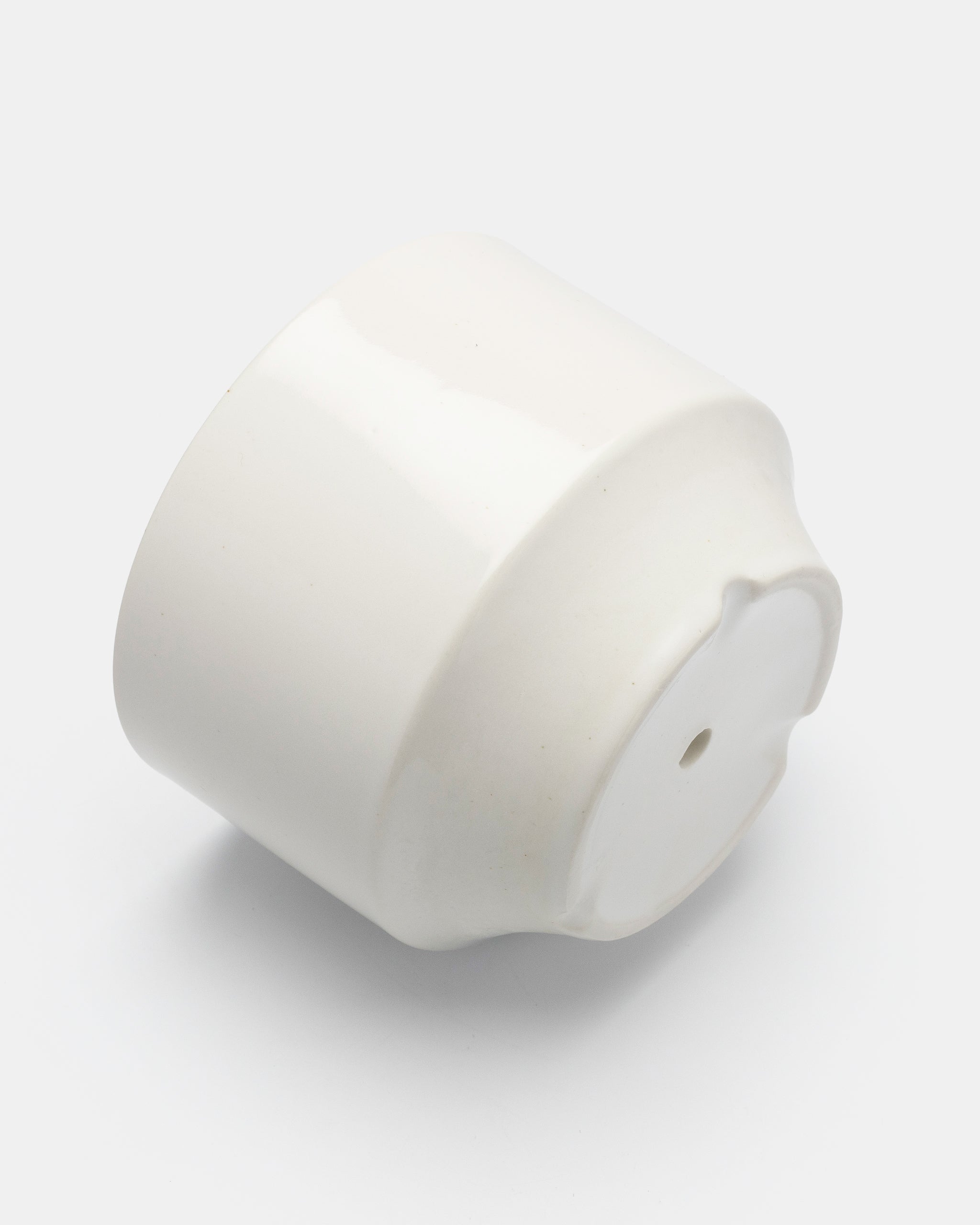 RICHARD LINDH | FLOWER POT(GLOSS WHITE) M SN2 | ARABIA – ELEPHANT