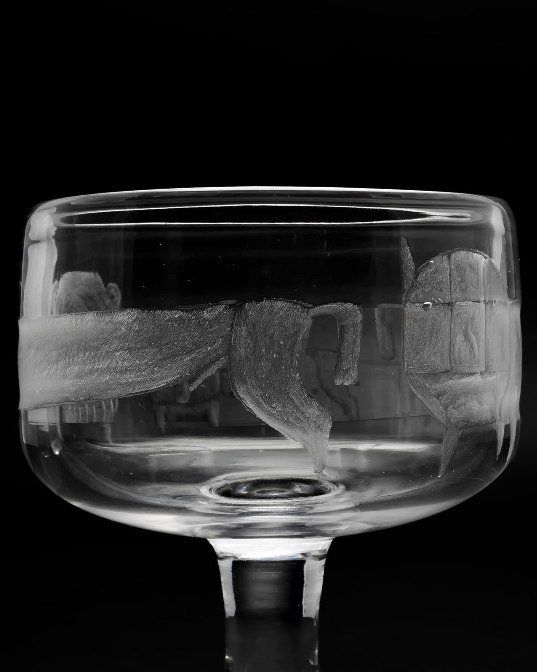 ENGRAVED BOWL ON FOOT(CRYSTAL) H852