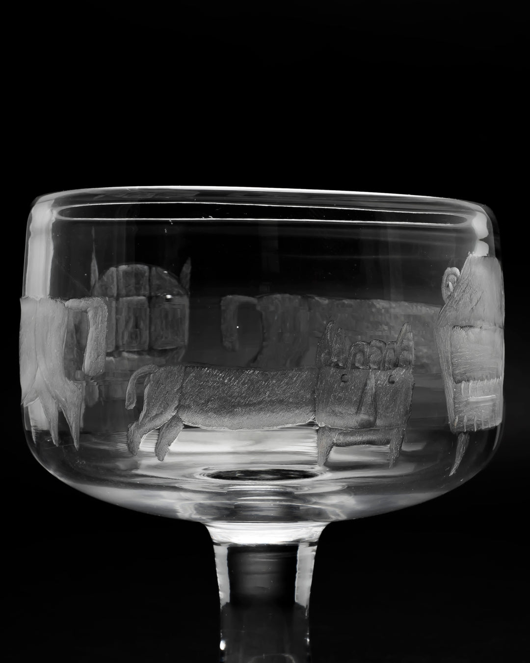 ENGRAVED BOWL ON FOOT(CRYSTAL) H852