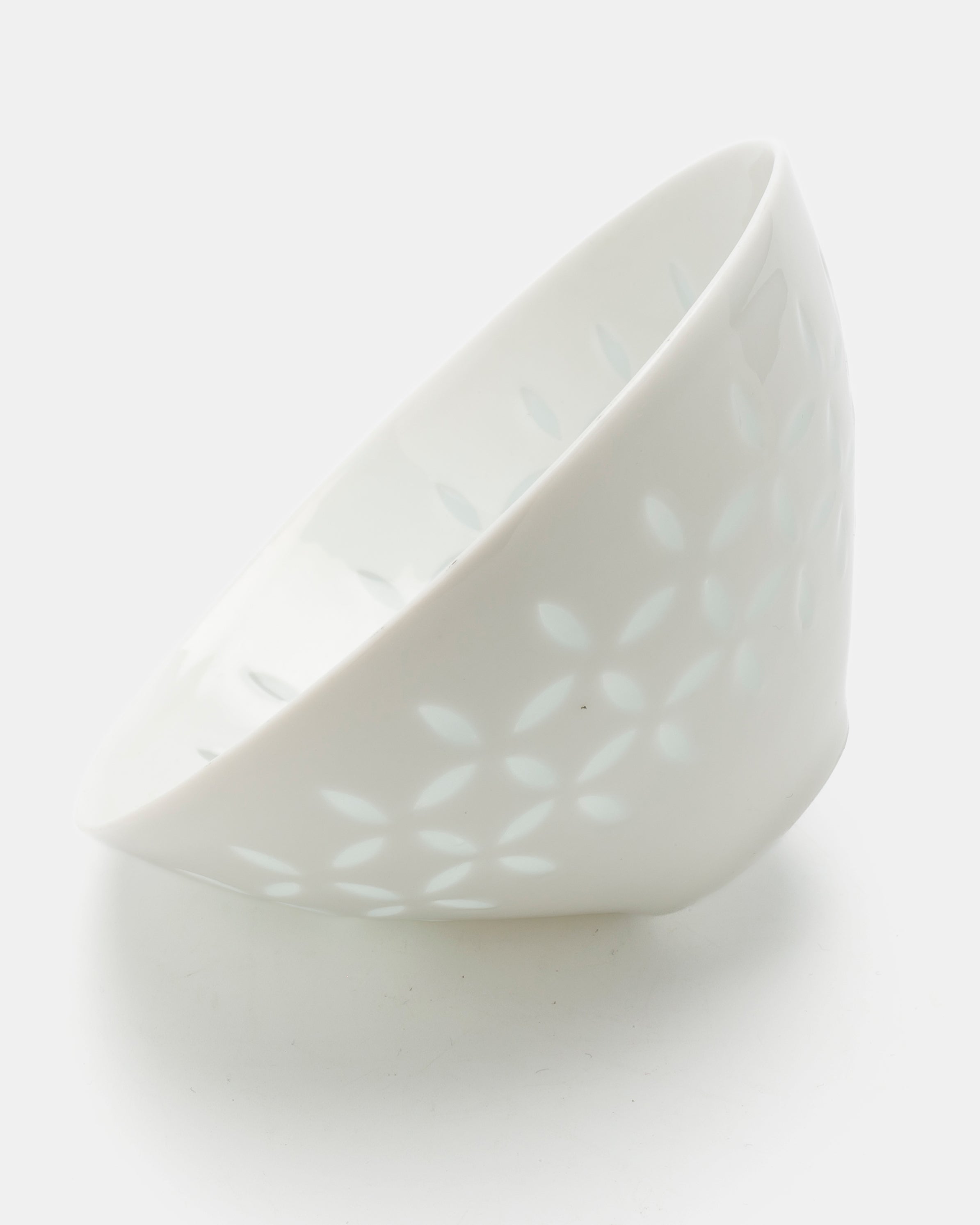 FRIEDL KJELLBERG | RICE PORCELAIN BOWL FK/1 | ARABIA – ELEPHANT
