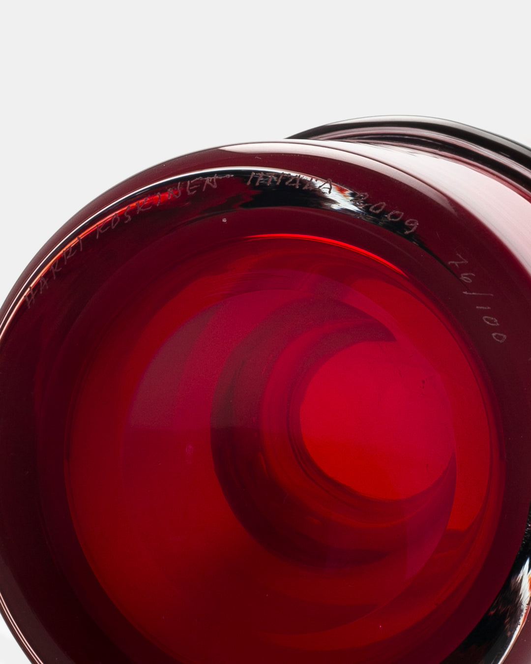 ART WORKS 2009 "KOHTA" PLUM/RED