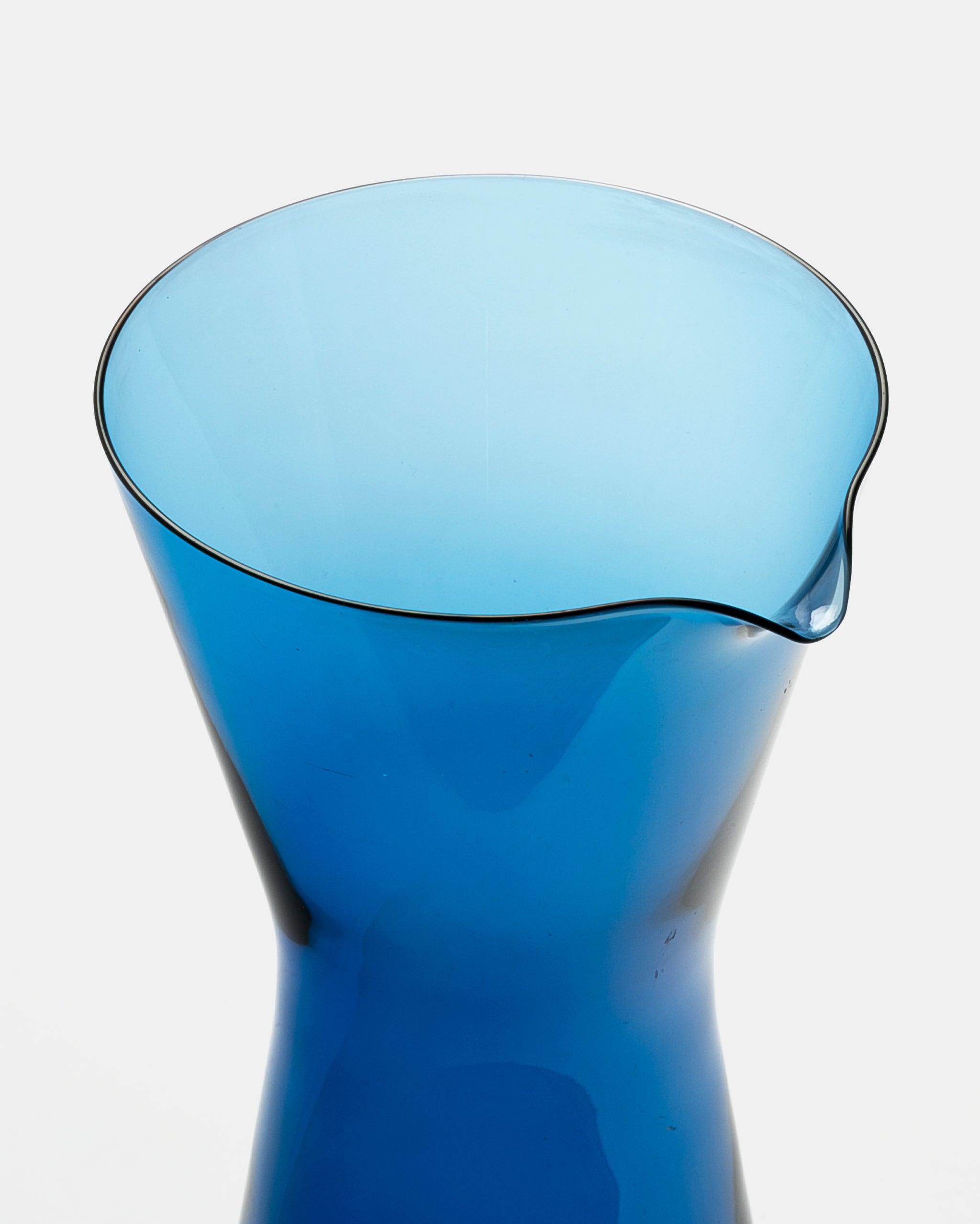 KAJ FRANCK | PITCHER(SKY BLUE) 1610 | NUUTAJÄRVI – ELEPHANT