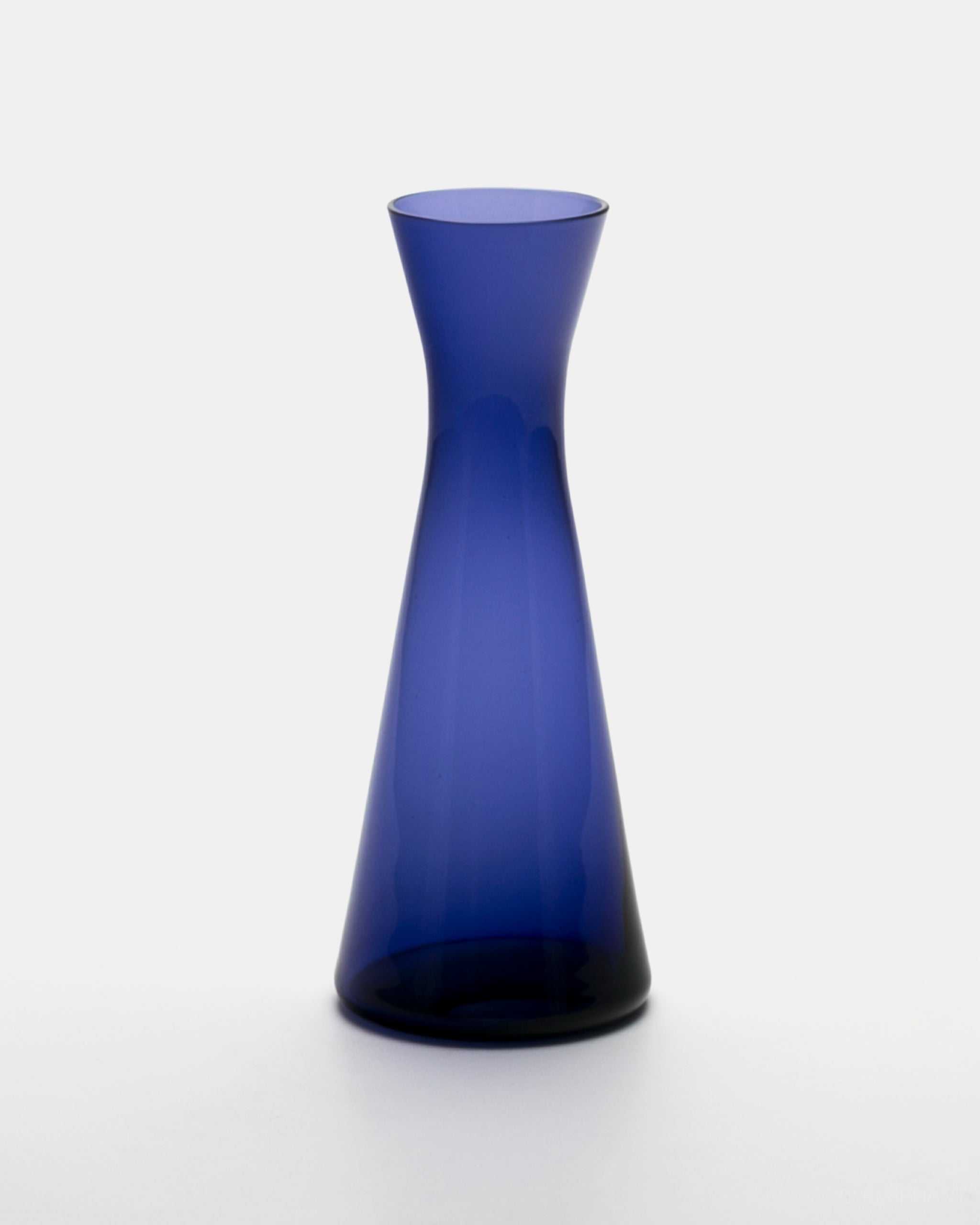 Kaj Franck Vase Violet 1541 10cl Nuutajärvi Finland – ELEPHANT