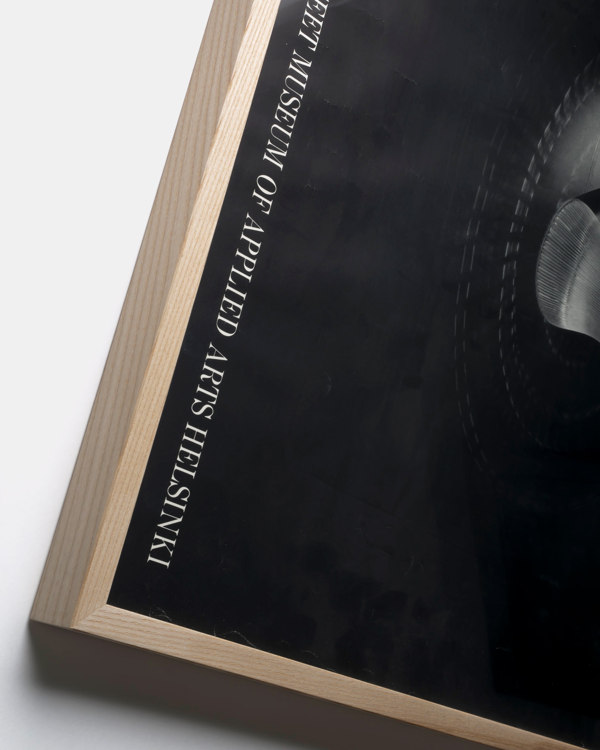 アート・デザイン・音楽 IMAGES OF FINNISH DESIGN 1960-1990 SUOMALAINEN MUOTO -FORM FINLAND FINNISH DESIGN FROM 1890-1987