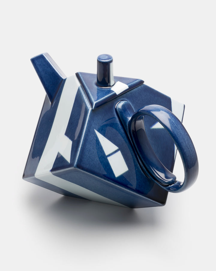 "CUBE" TEA POT 400