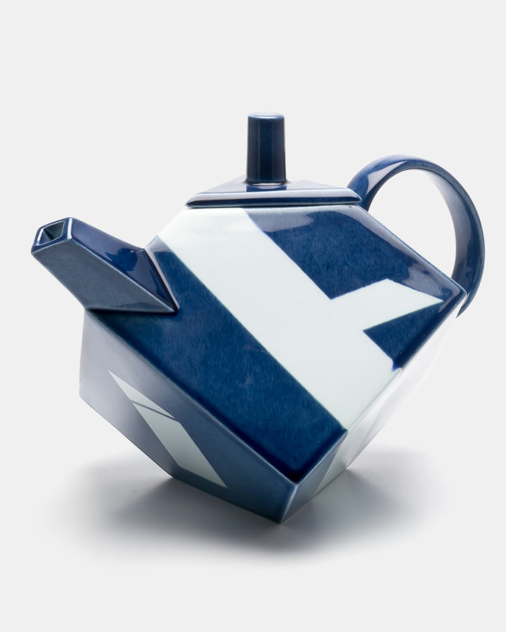 "CUBE" TEA POT 400