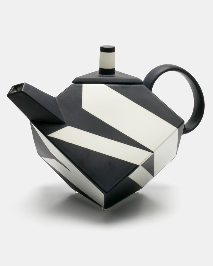 "CUBE" TEA POT 401
