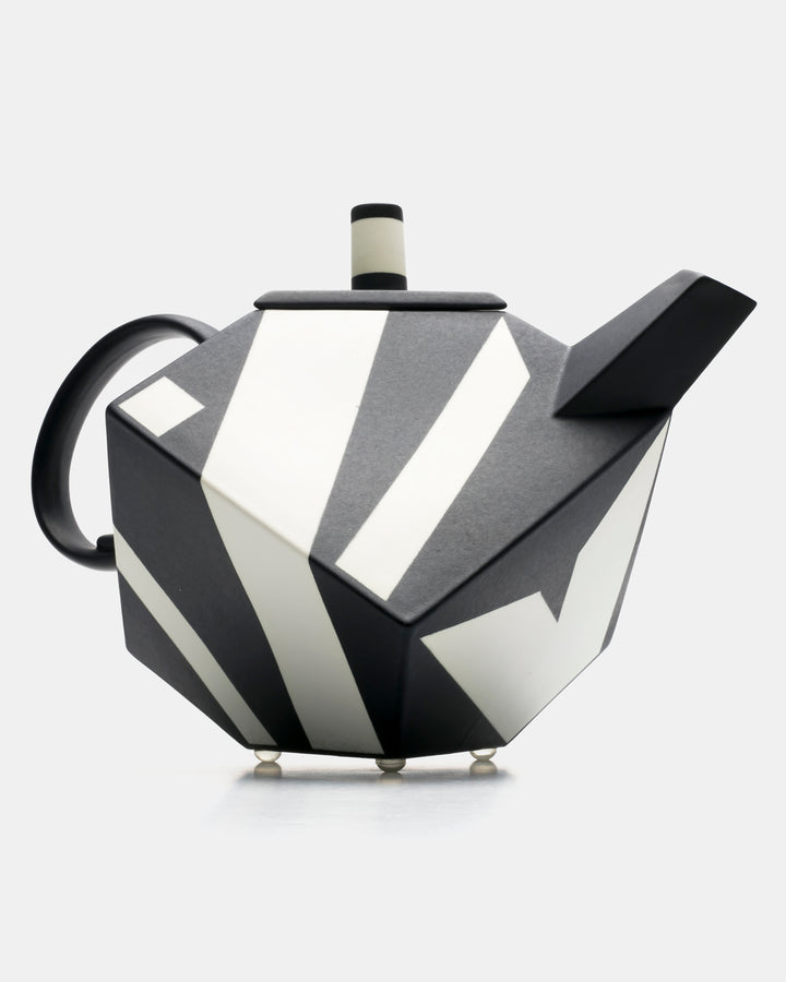 "CUBE" TEA POT 401