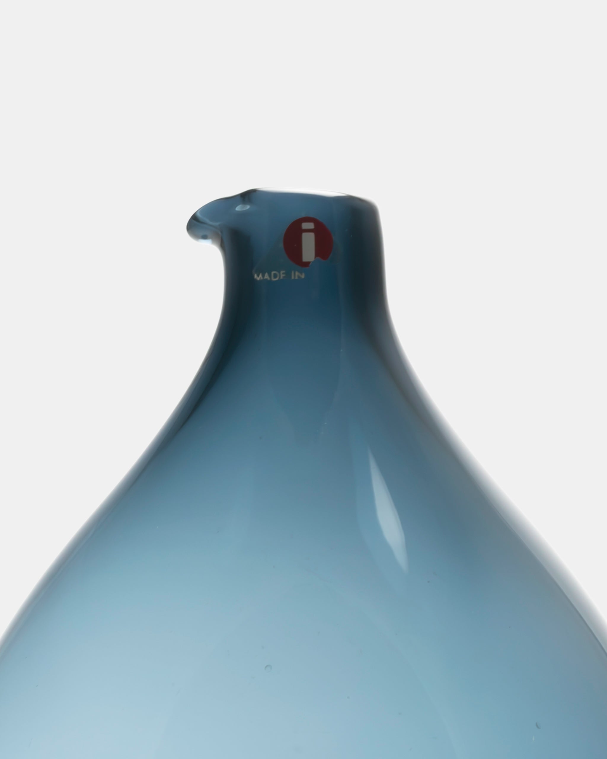 TIMO SARPANEVA | i-401 BOTTLE(BLUE GREY) 2501 | IITTALA – ELEPHANT