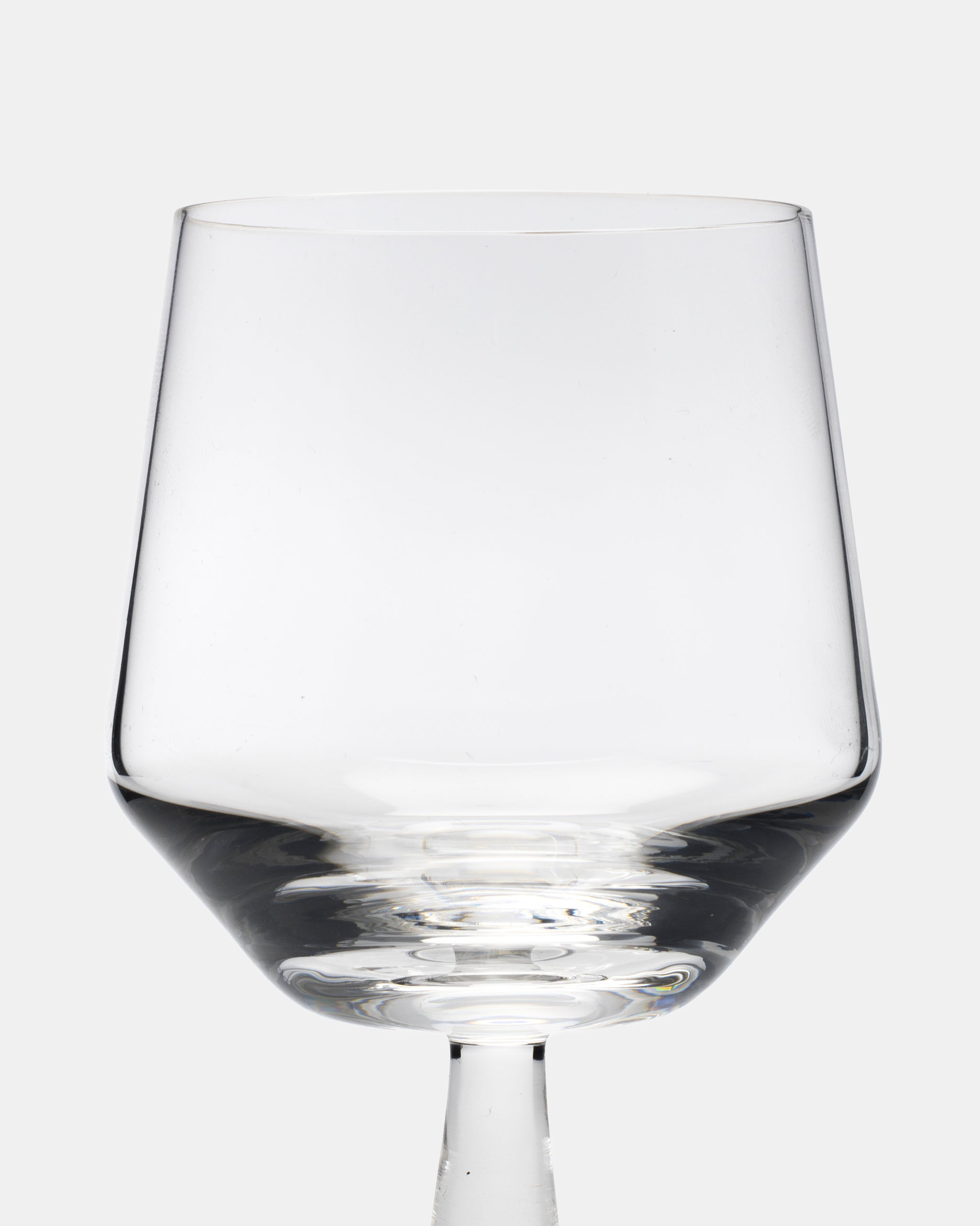 TIMO SARPANEVA | i-113 WINE GLASS | IITTALA – ELEPHANT